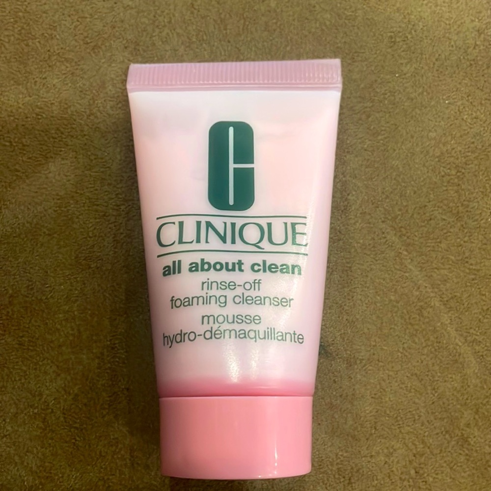 Clinique travel size rinse off foaming cleanser